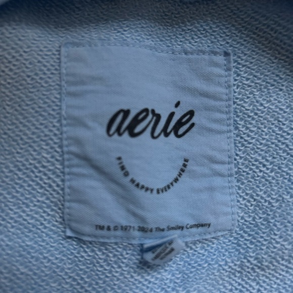 Aerie Size Small oversized long sleeve Smiley graphic - Picture 2 of 5
